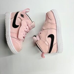 Nike Air Jordan 1 Mid ALT shoes Soft pink size 4c kids baby girl easy on sneaker